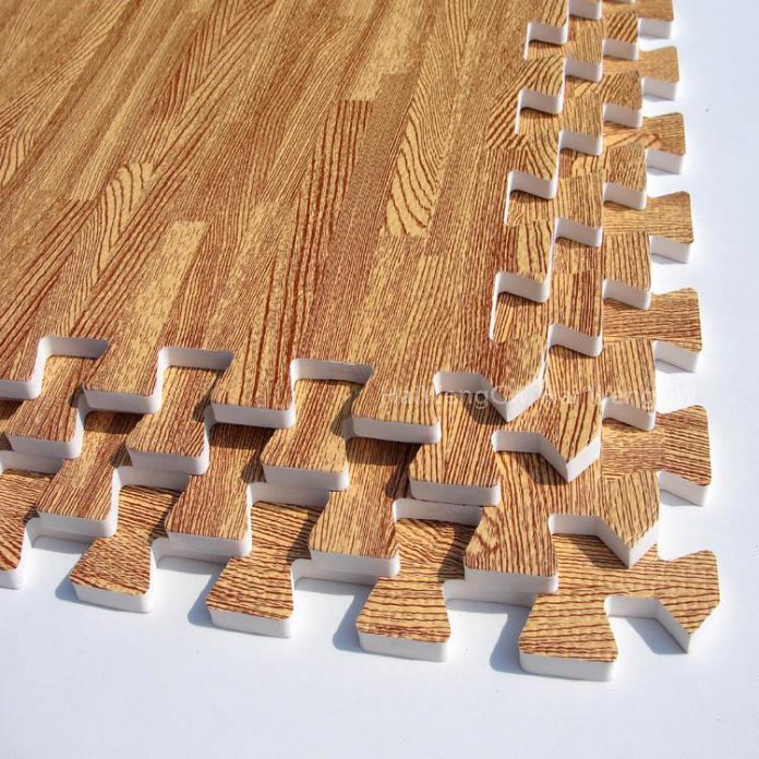 Tapis en Mousse Effet Bois – Confort et Sécurité